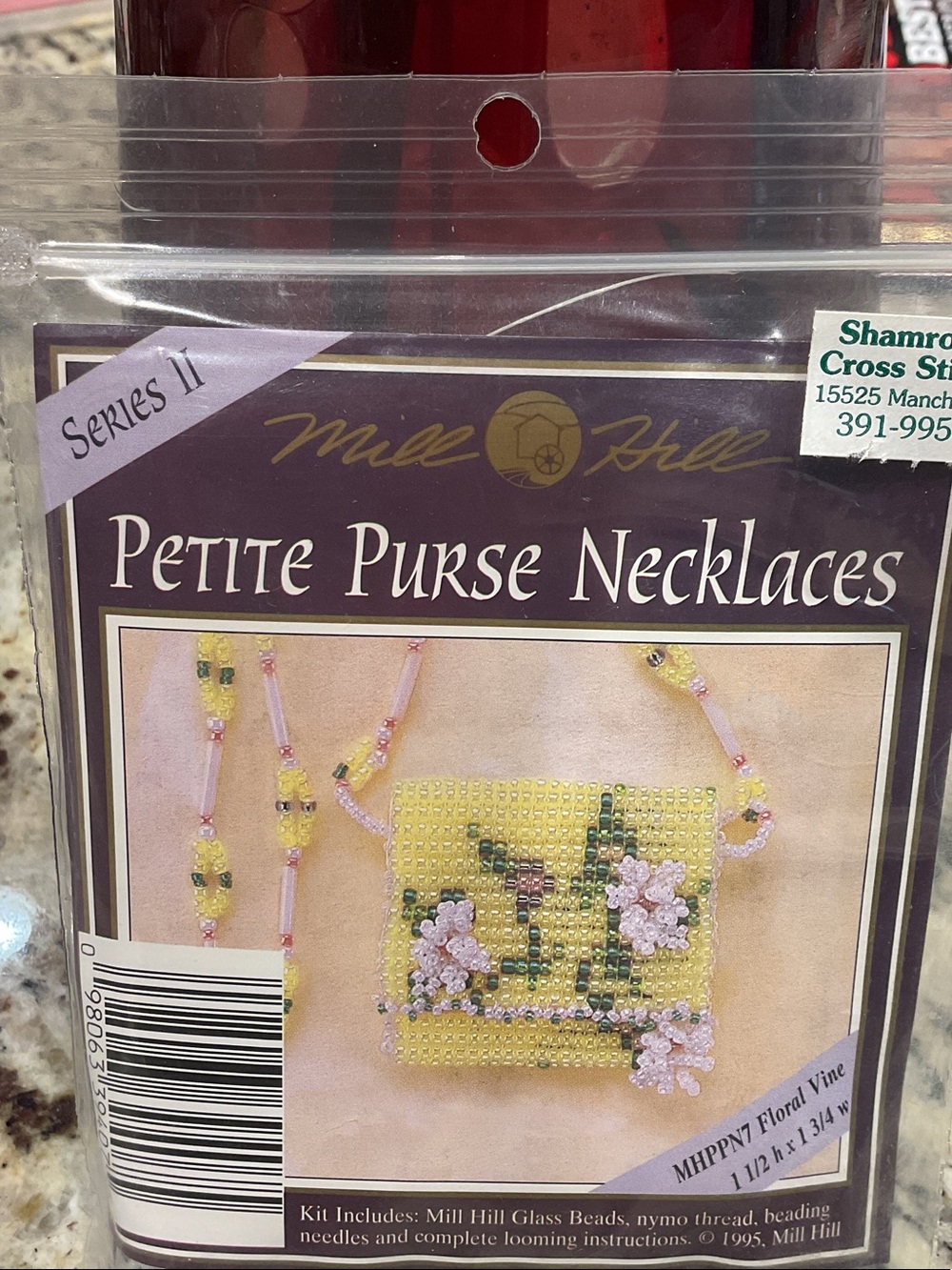 Mill Hill Floral Vine beaded petite Purse Necklace Kit
